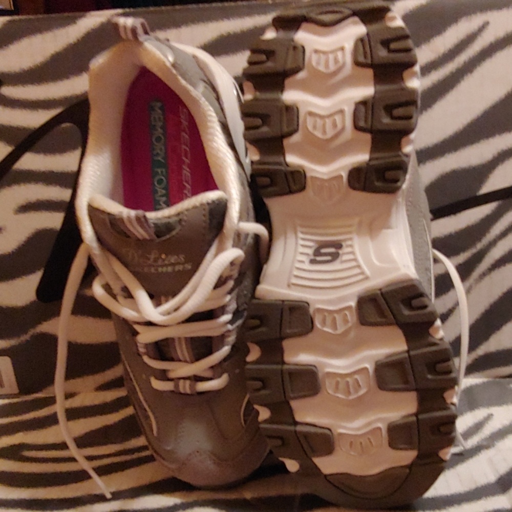 Skechers D'Lites